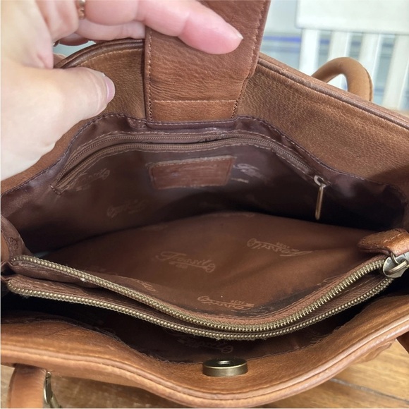 Brown Leather Fossil Shoulder Handbag Bag 75082 Purse with Key - Picture 13 of 16